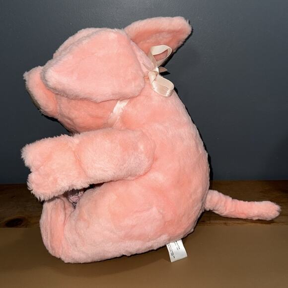 Vintage 1987 Rich's Exclusive Priscilla stuffed pink pig stuffed plush with bib - Picture 3 of 11